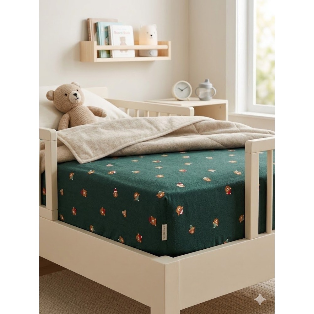 Crate & Kids Festive Bears Organic Cotton Flannel Toddler Fitted Sheet 28x52x8"